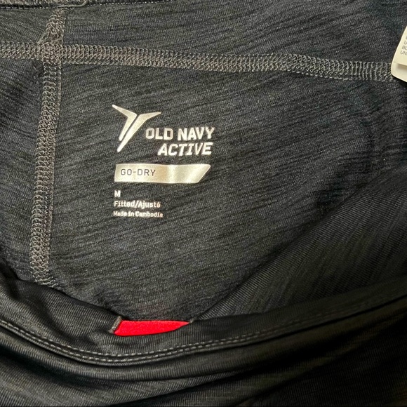 ๐3/40๐ OLD NAVY ACTIVE Go-Dry Leggings - Picture 3 of 3